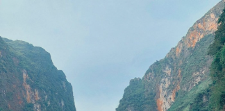 Chèo thuyền Kayak trên sông Nho Quế