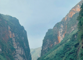 Chèo thuyền Kayak trên sông Nho Quế